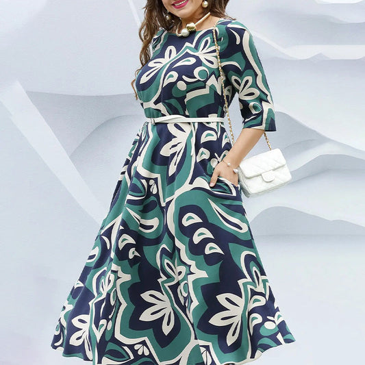 Модна дълга рокля с кръгло деколте и колан 👗