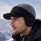 🧢 Vinterstickad mössa för män med skärm och öronlappar