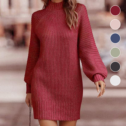 [Перфектният Подарък за Нея] Прилепнала Трикотажна Рокля с Високо Деколте